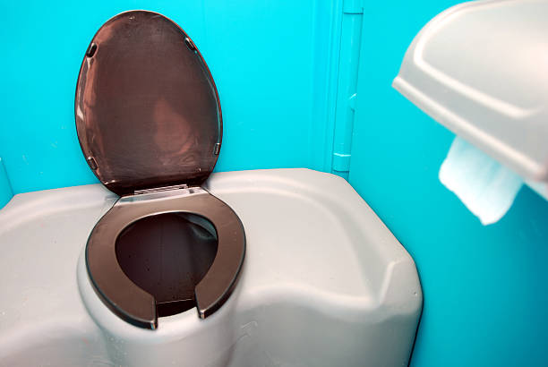 Porta potty delivery and setup in Lexington, OH
